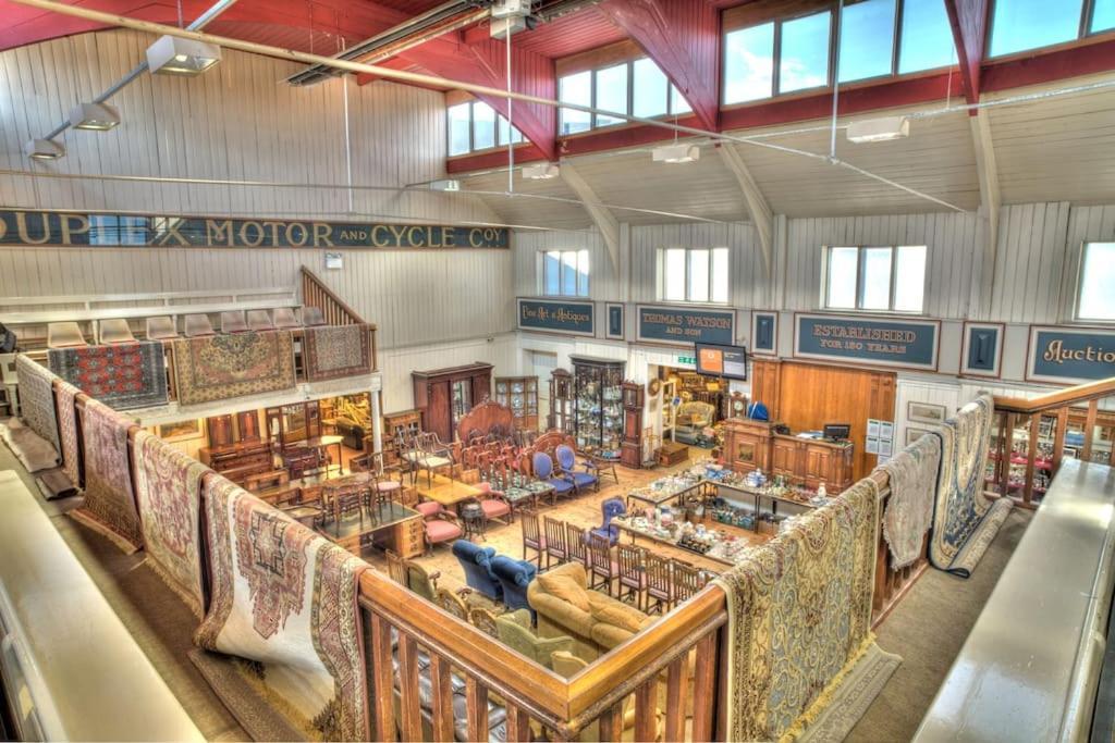 فيلا 35 Quaker Lane دارلينجتون المظهر الخارجي الصورة